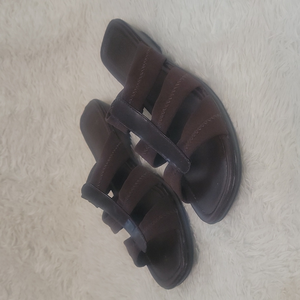 Mootsies Tootsies Brown Sandals Size 8.5